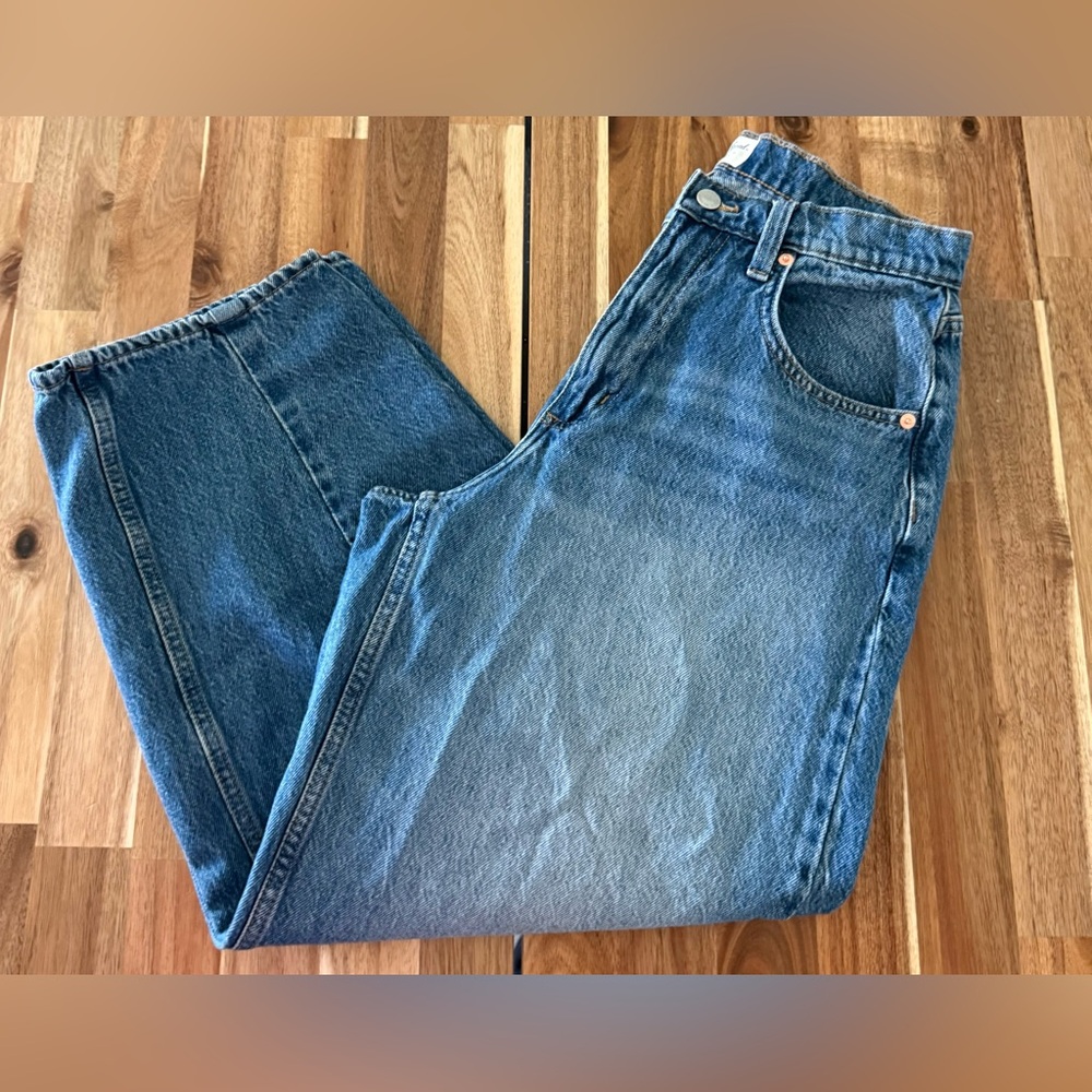 Barrel jeans
